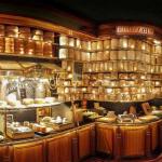 Les Grands Buffets de Narbonne - plus grand plateau de fromages au monde