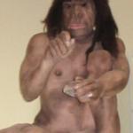 Homo erectus, reconstitution dans l'accueil du Musée