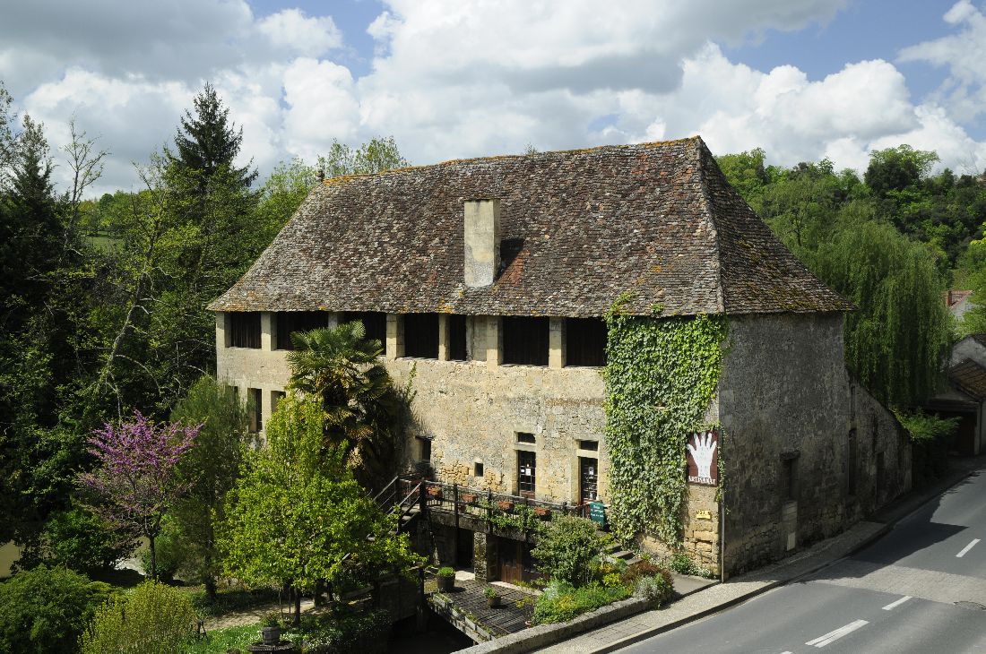 Notre histoire  Écono-Musée du Papier de Couze et st Front : Le Moulin de  la Rouzique